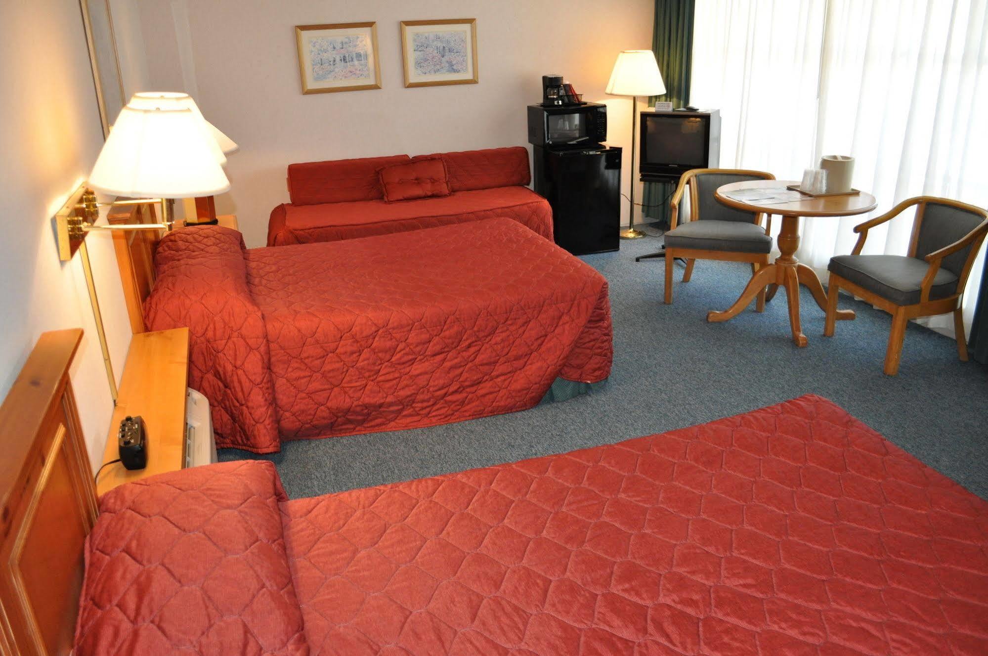Land O Nod Hotel 2*