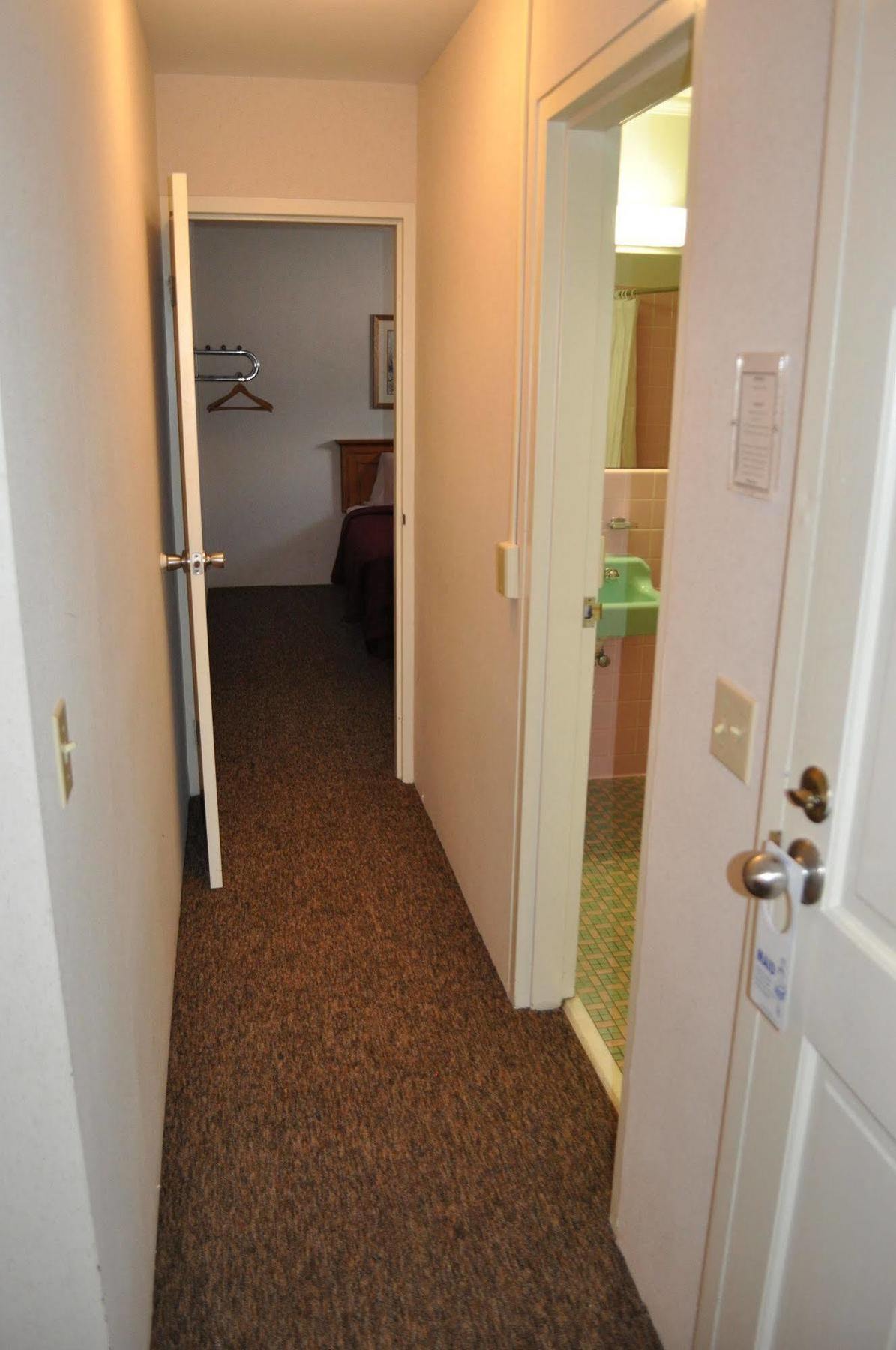 Hotel Land O Nod 2*